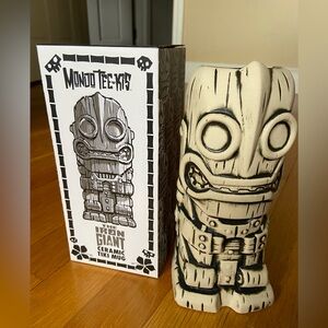 Mondo Tee Kis Iron Giant Ceramic Tiki Mug NIB
